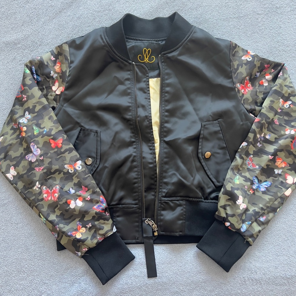 Stylish Black and Green Girl’s Bomber Jacket